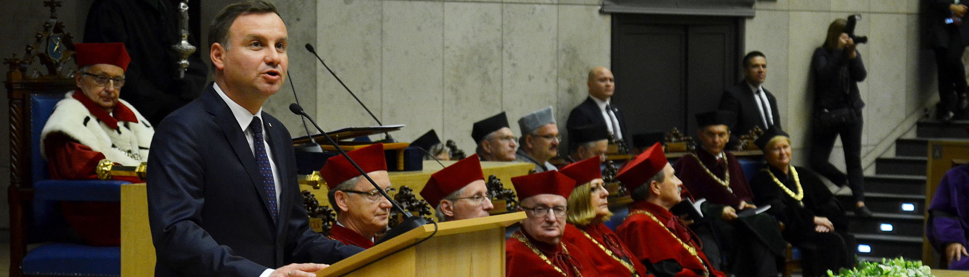 Angos Kraków Tłumaczenia