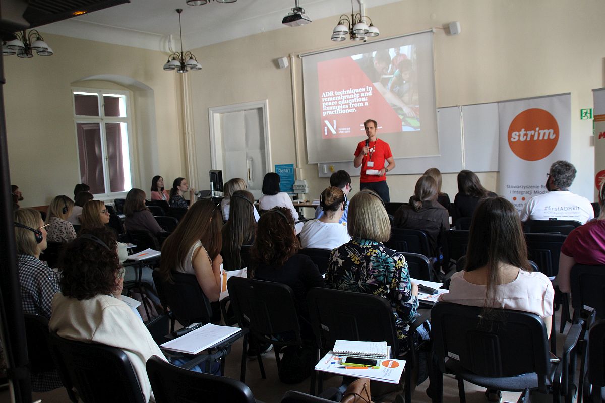 profesjonalne tłumaczenie konferencji