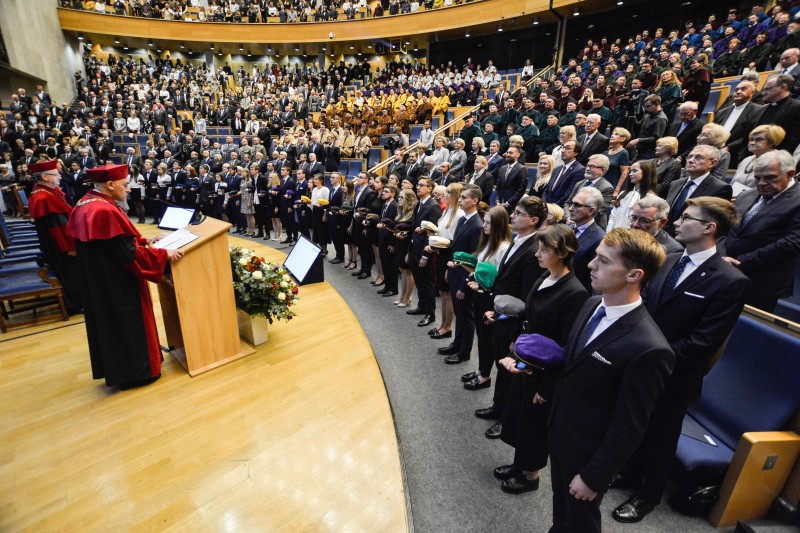 Tłumaczenie symultaniczne w j. angielskim - inauguracja roku akademickiego 2018 Uniwersytet Jagielloński