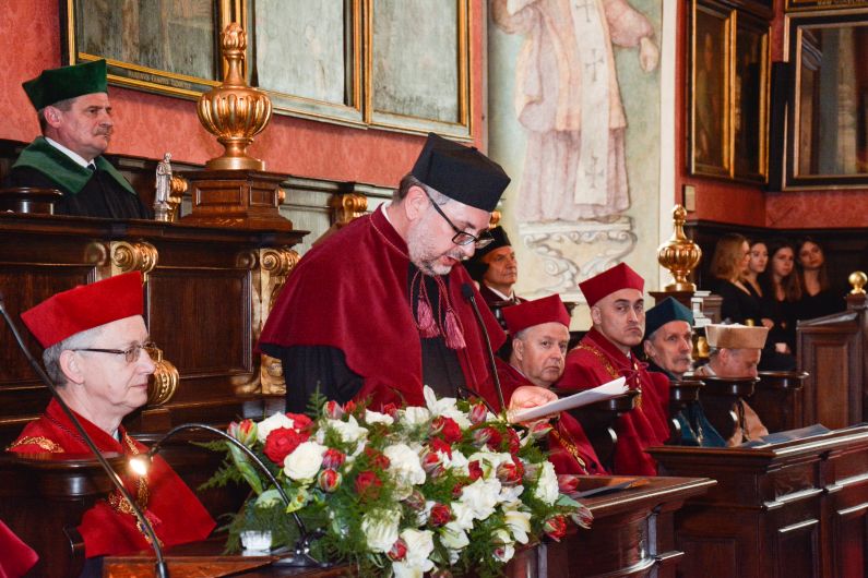 Angos Tłumaczenia - uroczystość nadania tytułu doktora honoris causa UJ