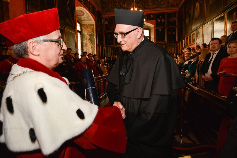 Angos Tłumaczenia - uroczystość nadania tytułu doktora honoris causa UJ