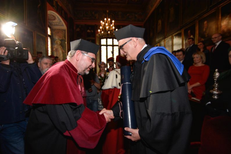 Angos Tłumaczenia - uroczystość nadania tytułu doktora honoris causa UJ