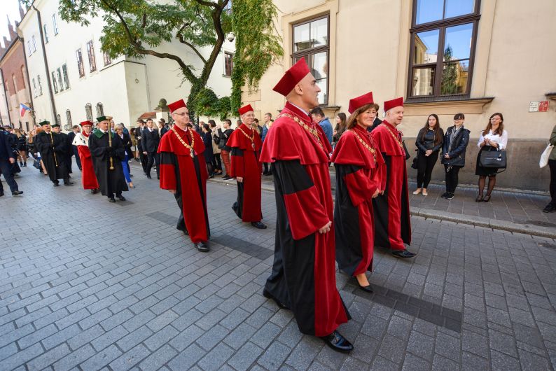 Tłumaczenia symultaniczne w j. angielskim podczas Inauguracji roku akademickiego na Uniwersytecie Jagiellońskim ANGOS