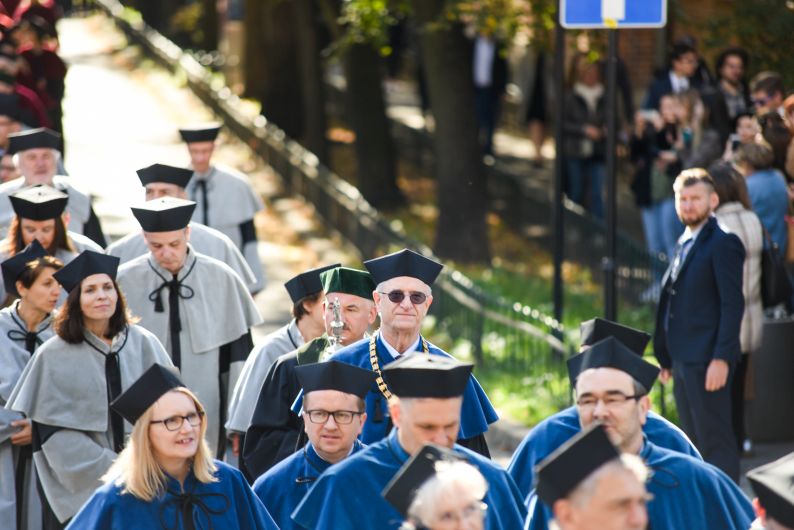 ANGOS tłumaczy na UJ Kraków