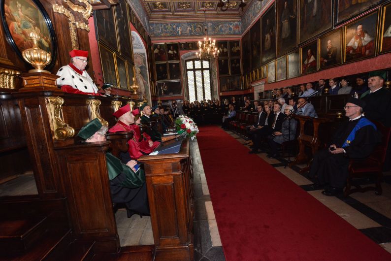 Nico van Straalen uhonorowany doktoratem honoris causa UJ