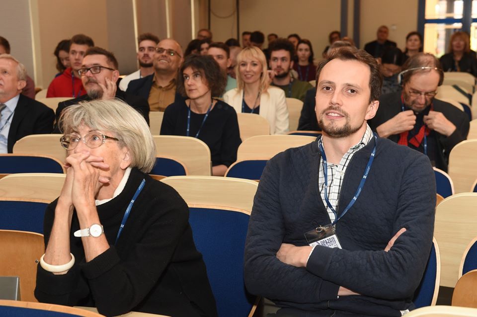 Konferencja architektoniczna Politechnika Krakowska ANGOS tłumaczenia