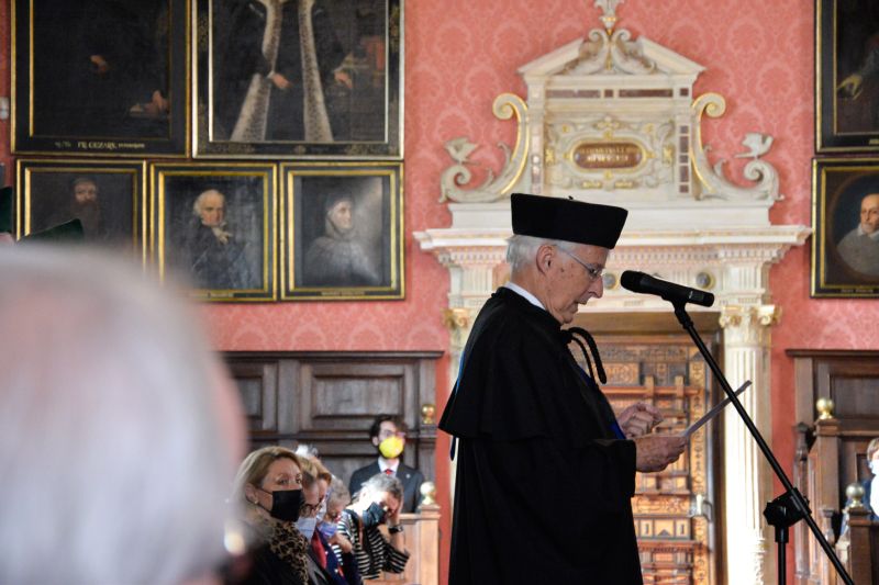 Tłumaczenie symultaniczne w j. niemieckim – doktorat honoris causa UJ dla prof. Reinera Schmidt`a