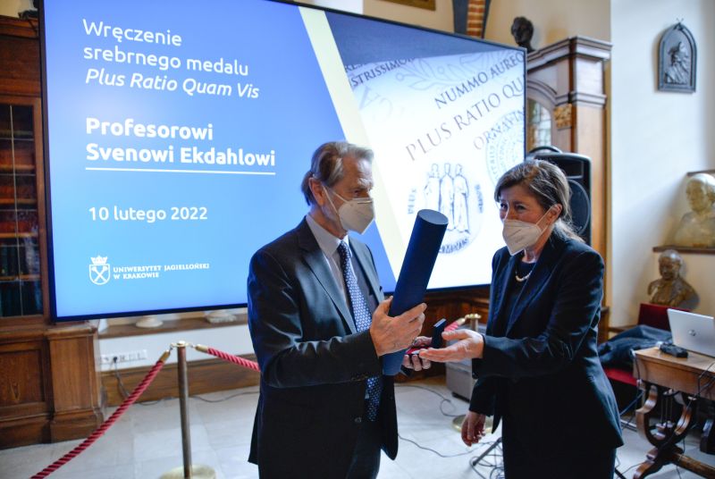 tłumaczenie symultaniczne