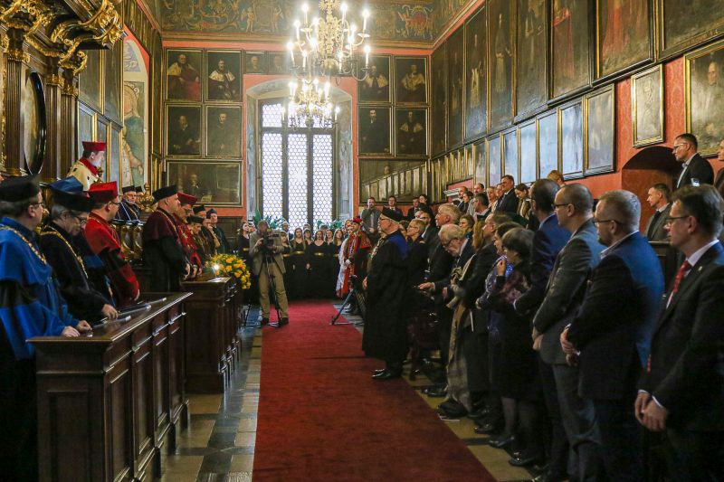 Profesor Peter Kleinebudde z tytułem doktora honoris causa